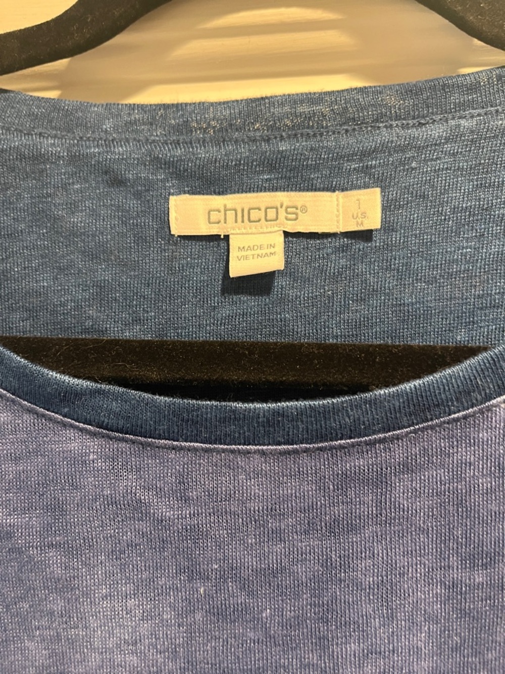 Chico's Striped Blue Tie-Dye Tee NWT size 1 - Picture 3 of 6